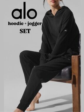 Alo Yoga Muse Hoodie + Joggers SET, Black, Size Small